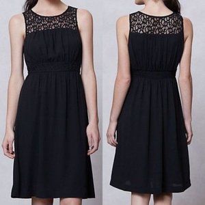 ANTHROPOLOGIE HD in Paris Lace-Yoke Dress Black in Size 0